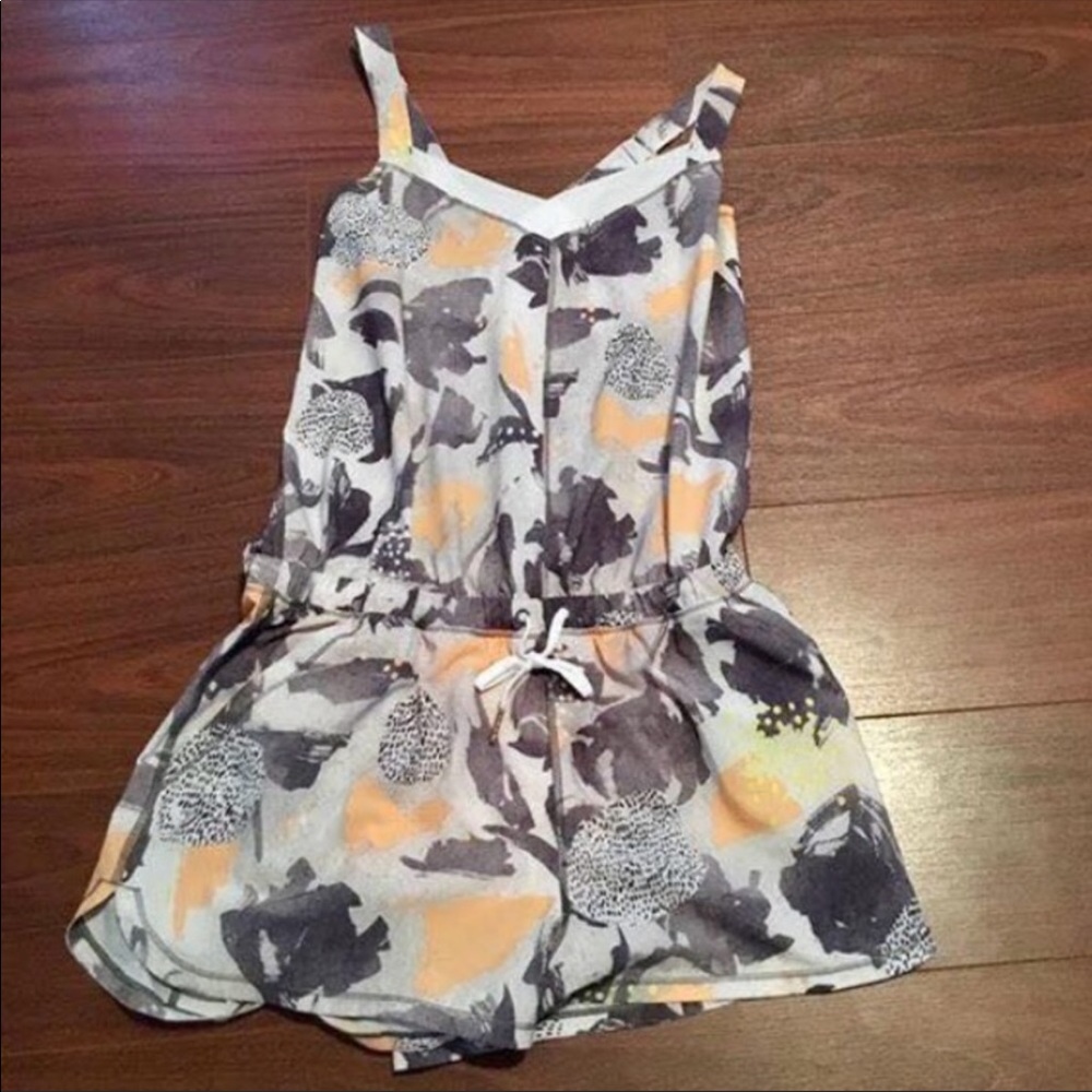 Lululemon Runsie